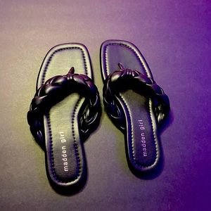 Madden girl black flip flops